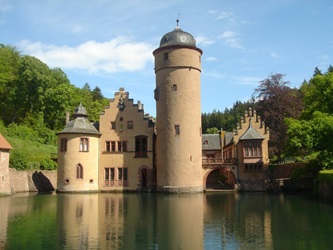 Schloss Mespelbrunn